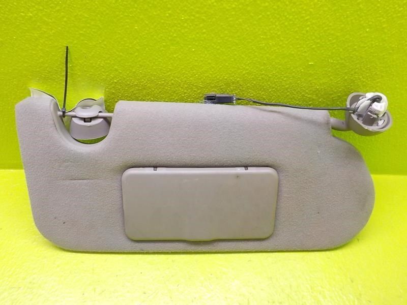 02-04 Chevrolet Trailbext Right Passenger Side Sun Visor Grey W/ Mirror OEM