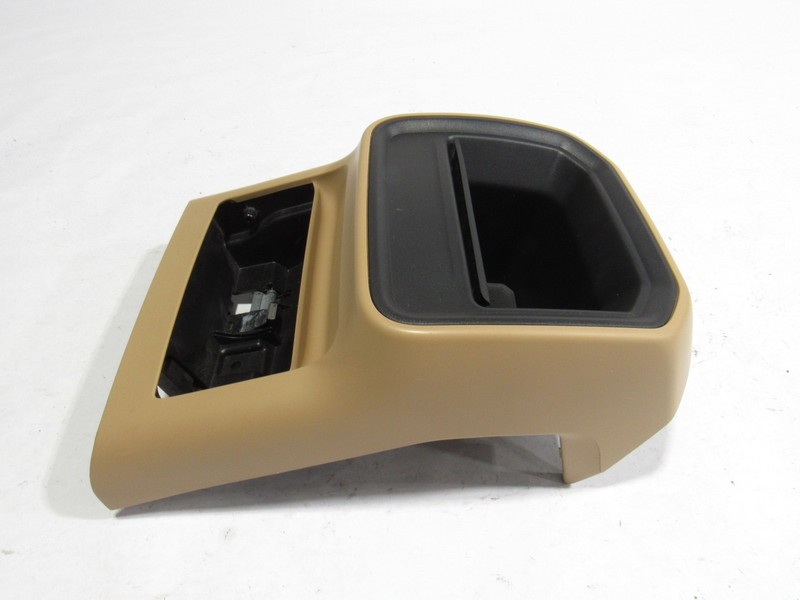 15-18 Porsche Macan 2015 Rear Center Console Trim Cover Panel Tray :A