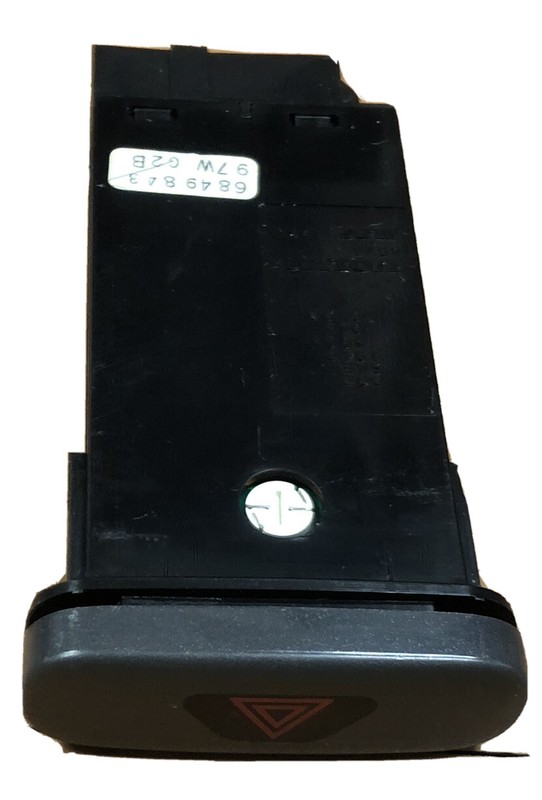 Like-new# VOLVO S70 V70 / 98-04 VOLVO C70Hazard Switch 9459071 8622091 6849843