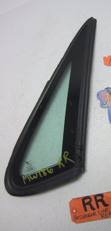 RIGHT QUARTER GLASS WINDOW SIDE 94 95 96 97 98 99 00 01 SAAB 9-3 900 RR R RH CAR