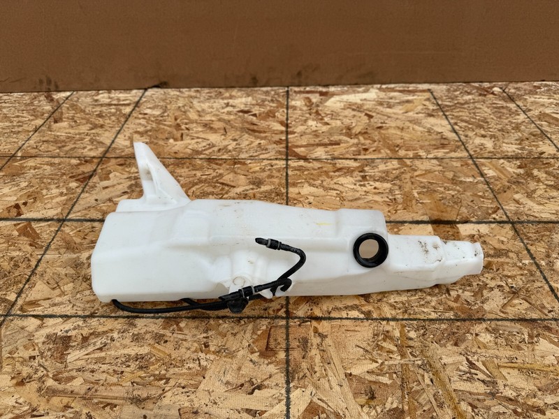FORD BRONCO SPORT 2021-2025 OEM WINDSHIELD WASHER RESERVOIR WATER TANK