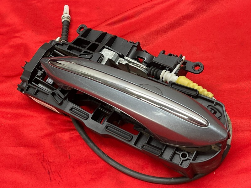11-16 BMW F10 5 Series Rear Left Driver Side Exterior Door Handle Assembly OEM ✅