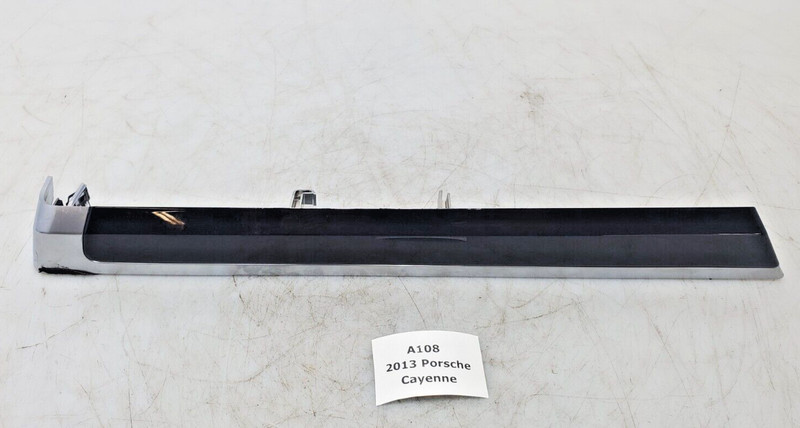 ✅ 11-18 OEM Porsche Cayenne 958 Front Right Passenger Door Panel Trim Molding