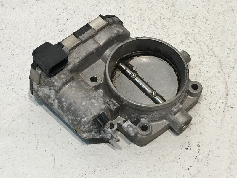 01-05 Mercedes W163 ML350 Intake Engine Throttle Body OEM A1121410125