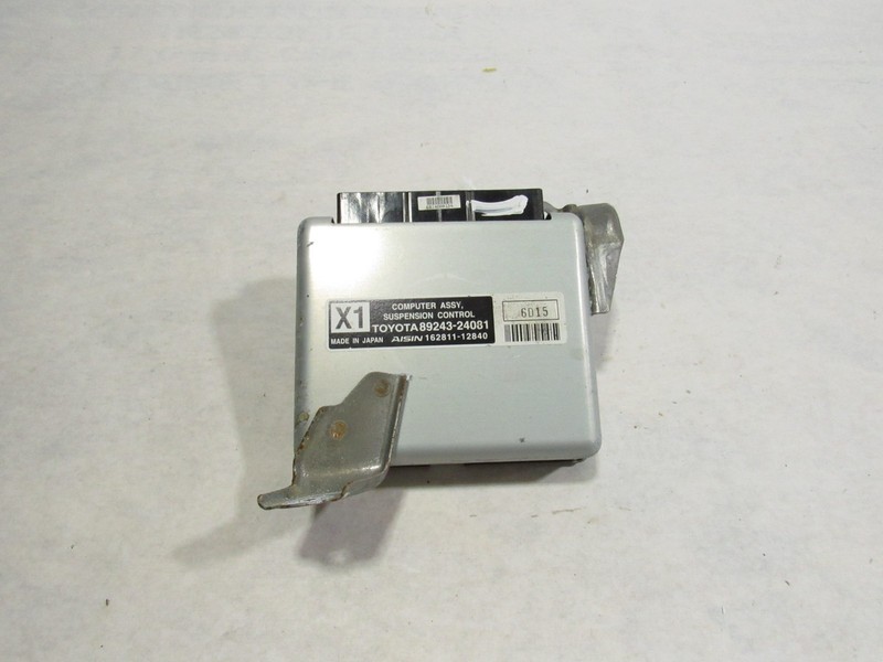 15-19 Lexus RC 350 2016 Active Suspension Computer Control Module Unit ;:O
