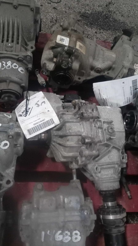 2018 Jeep Compass 4WD Differential Carrier Assembly OEM 38K Miles Blue