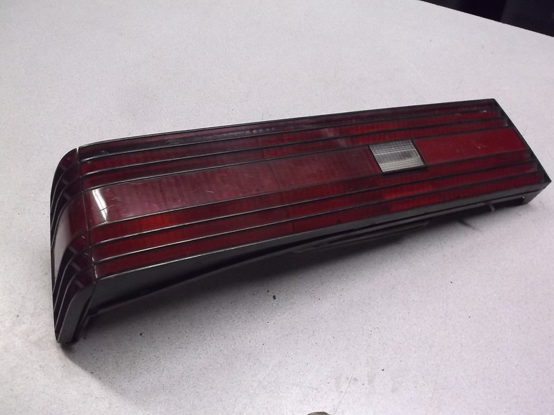 1981-85 Mercury Lynx LH Left Tail Light Assembly Ford E1YB-13441-AC