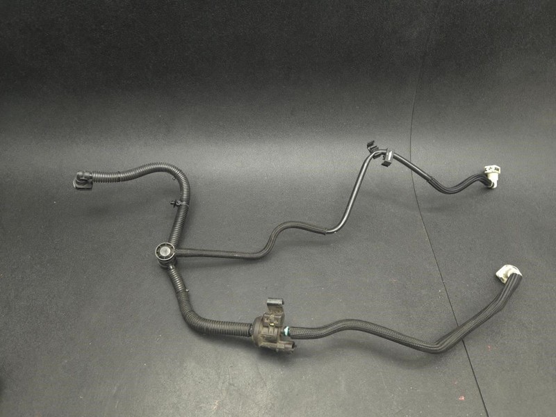 Fuel Vapor Canister Hose 2019 Ford Escape GV61-9D289-BE 2017 2018
