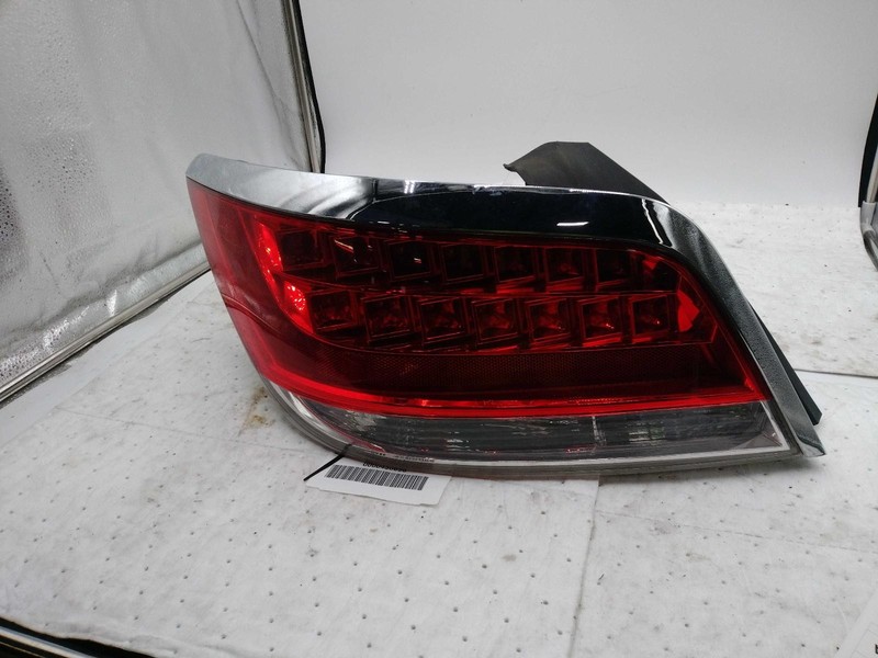2012 Buick LaCrosse Left Tail Light Assembly Grey OEM 18254 4DR Sedan Used