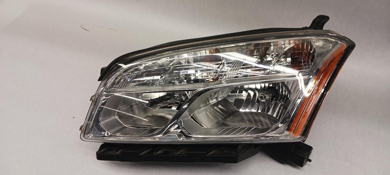 2015 CHEVROLET TRAX Left driver headlight Headlamp OEM 13 14 15 16