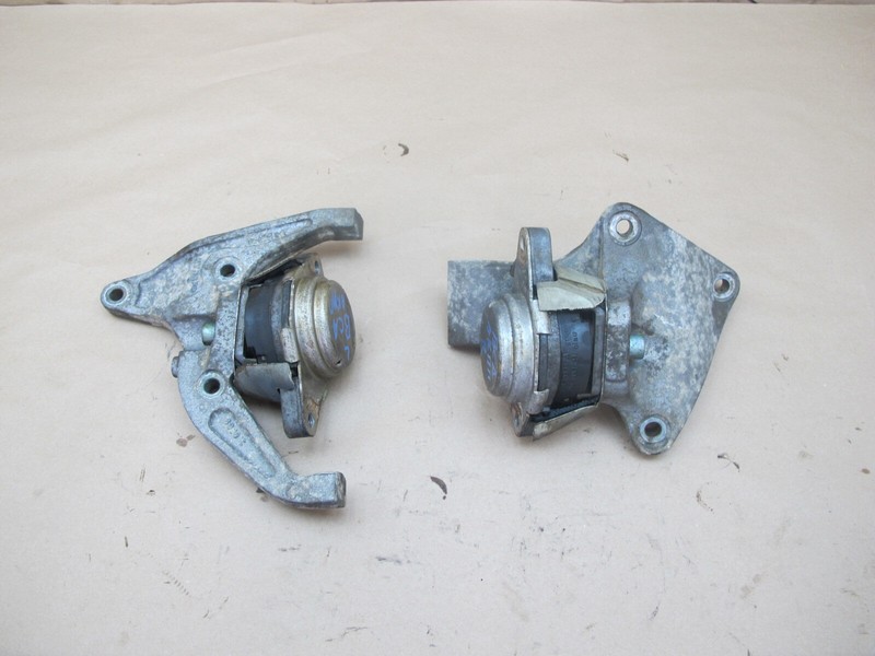 03-10 BENTLEY CONTINENTAL 6HP-26 AUTOMATIC TRANSMISSION MOUNT SUPPORT SET OF 2