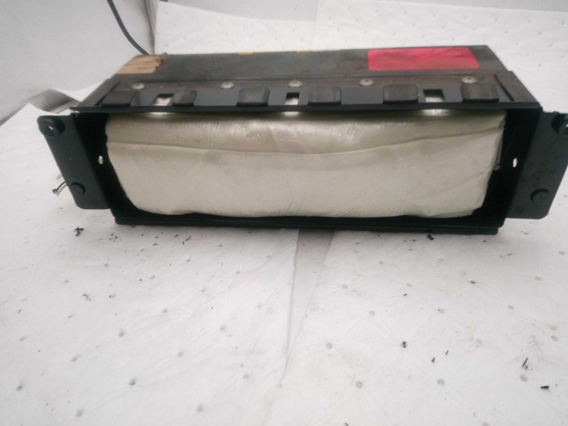 2002 Chevrolet Avalanche 1500 Right Air Bag Tan 174076 380K Miles Used
