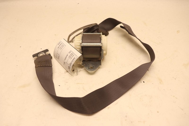 2014-2017 CHEVY SILVERADO 1500 REAR RIGHT SIDE SEAT BELT OEM