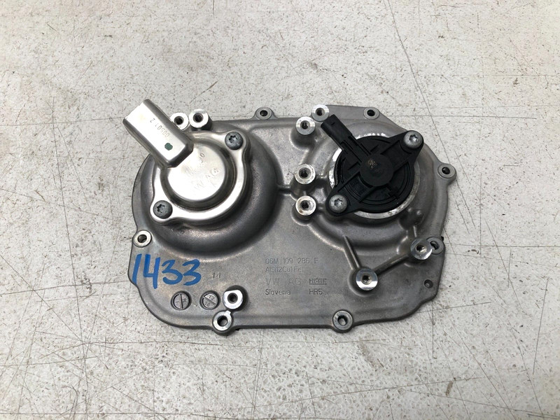 2018 2019 2020 Audi S5 Right Engine Cylinder Head Timing Cover 3.0L 1433 OEM