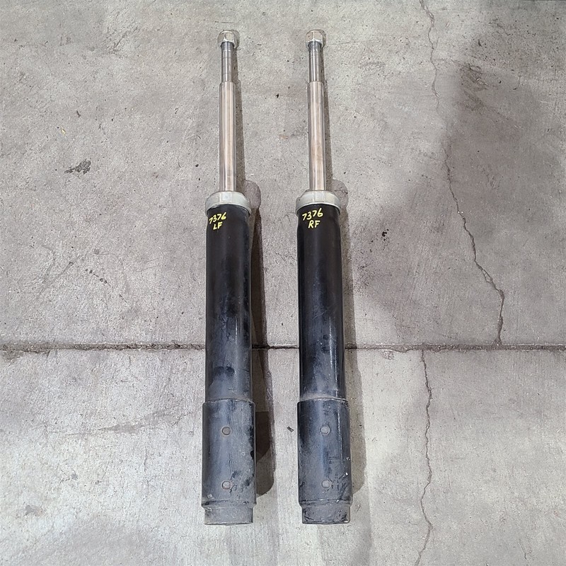 Aftermarket Front Struts Suspension Strut Pair For 99-04 Mustang GT Aa7376