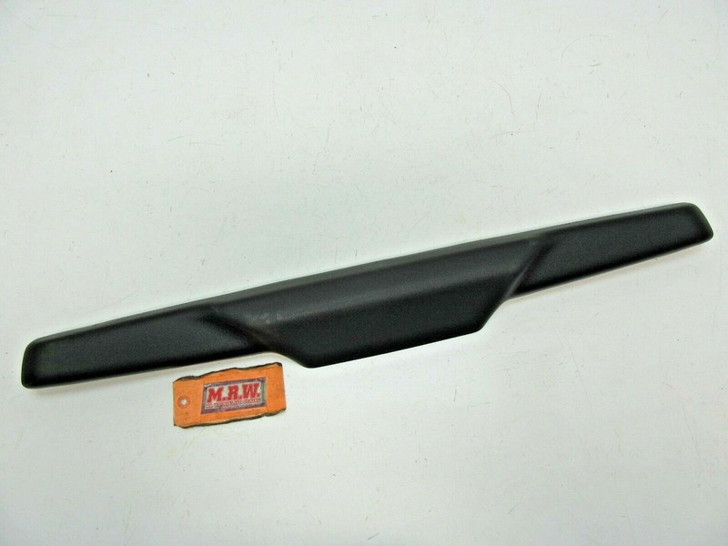 TAIL LIGHT 3RD THIRD BRAKE LIGHT LAMP STOP COVER TRIM PANEL HATCH SCION XB 08-15