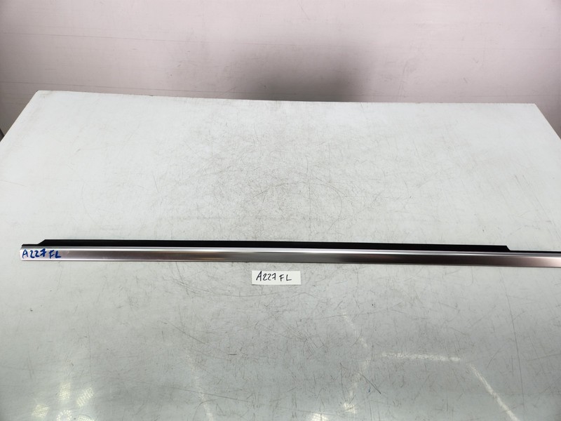 ✅ 13-19 OEM Mercedes X166 GL63 AMG Front Left Side Door Window Belt Molding