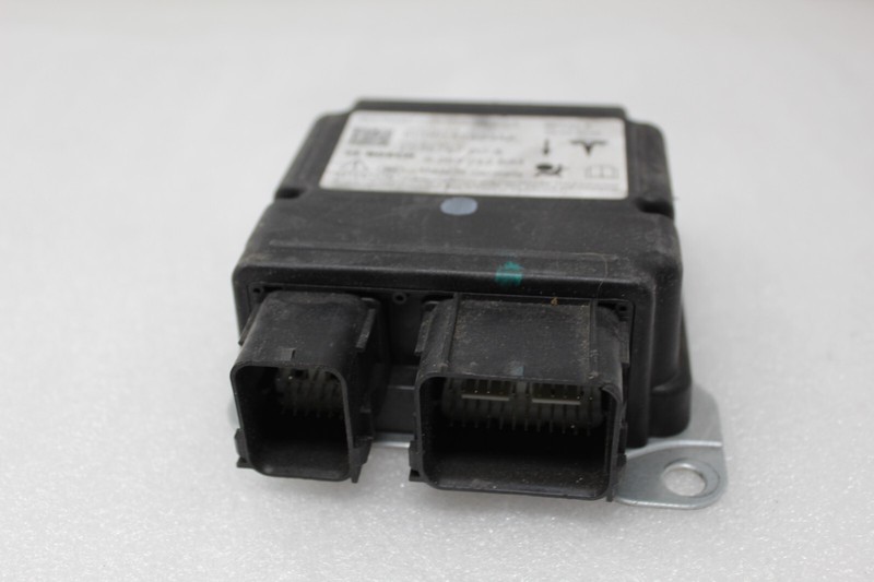 15-21 Tesla Model X Safety Restraint Control Module ECU Sensor 1036767-00-A OEM