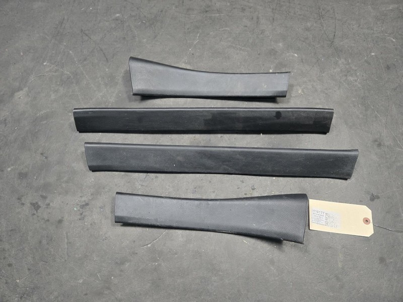 4PC Front + Rear Door Sill Plates Set 2019 Honda CR-V 84201-TLA-A01ZA 2017-2022