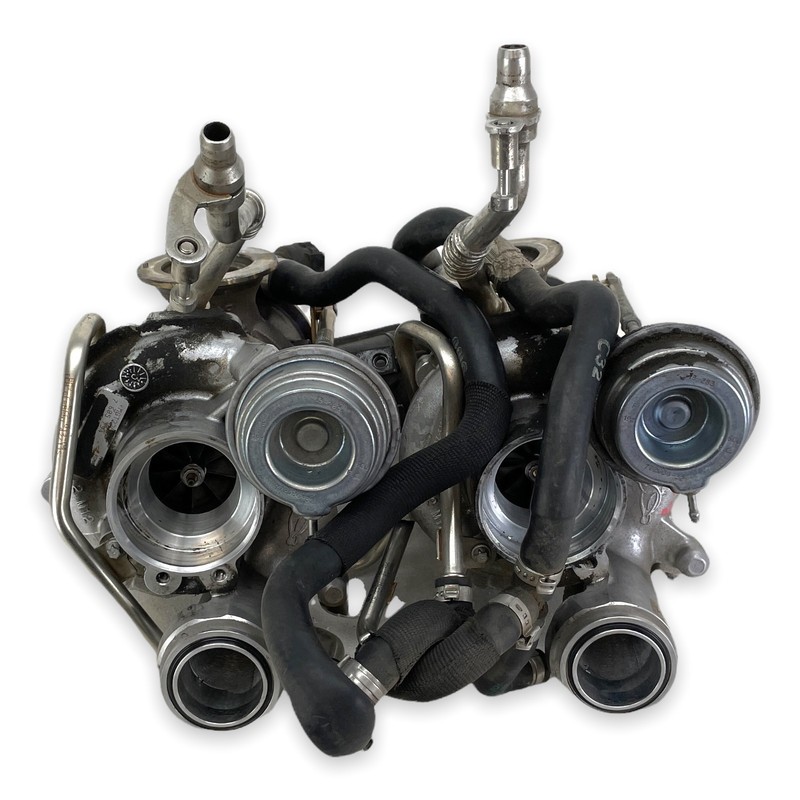 BMW 550i 650i 750i X5 X6 13-15 4.4L N63 V8 2x Turbocharger Set OEM 7605794