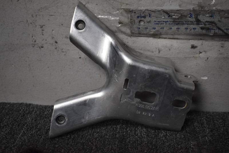 2019-2023 MERCEDES BENZ E 53 AMG 4MATIC LEFT SIDE FRONT BRACE FACTORY OEM