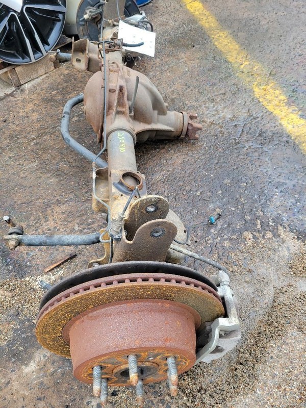 Rear Axle 8-1/2" Ring Gear 10 Bolt Cover 3.42 Ratio Fits 09-14 ESCALADE 1676360