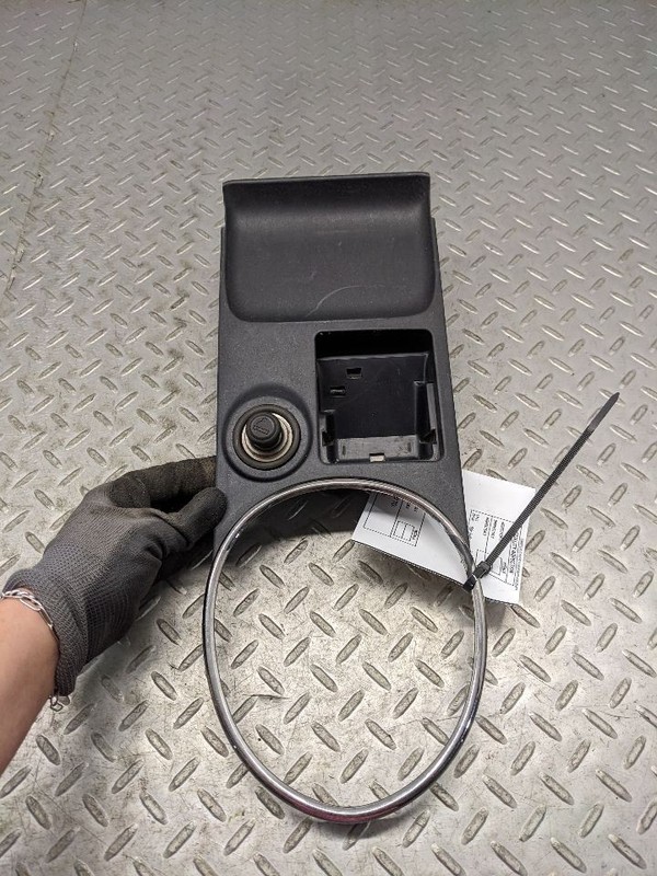 2001 - 2005 LEXUS IS300 | GEAR SHIFT BEZEL CONSOLE PANEL TRIM | 58804-53 1187757