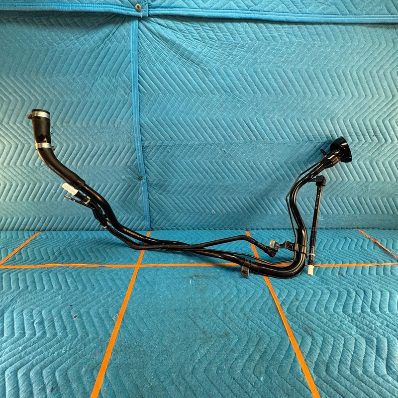 2016-2020 INFINITI QX60 UPPER FUEL FILLER NECK W/ HOSE PIPE TUBE OEM