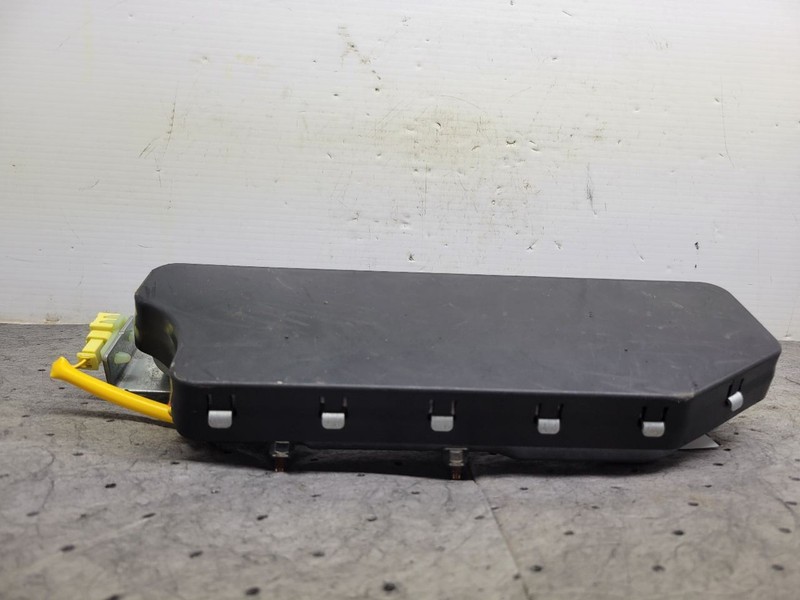 Passenger Right Air Bag Passenger Knee Fits 20-24 TITAN 1731171