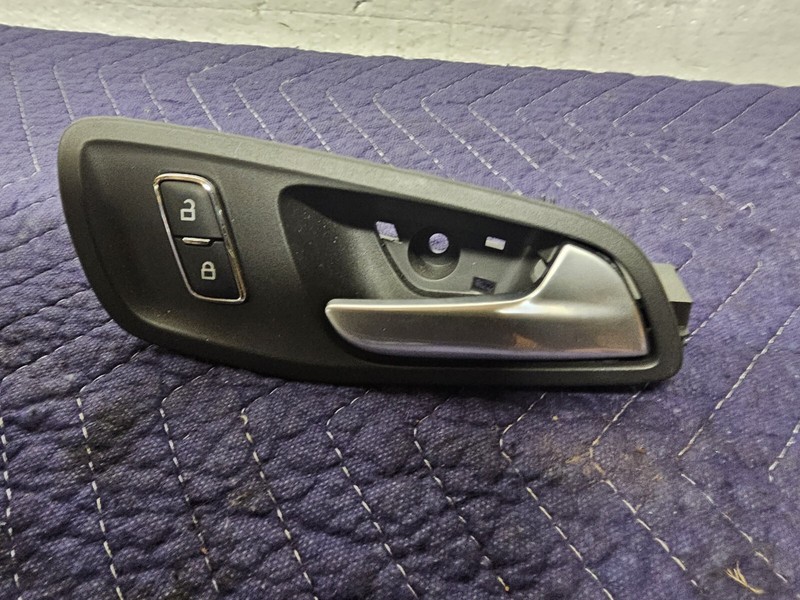 2014 FORD ESCAPE FRONT RIGHT PASSENGER DOOR INTERIOR HANDLE OEM+