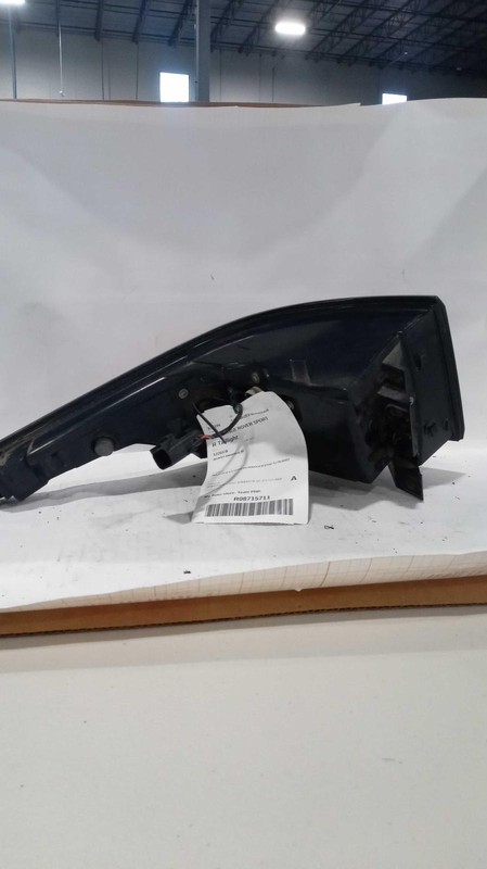 2014 Land Rover Range Rover Sport RH Tail Light Assembly Black 7881964