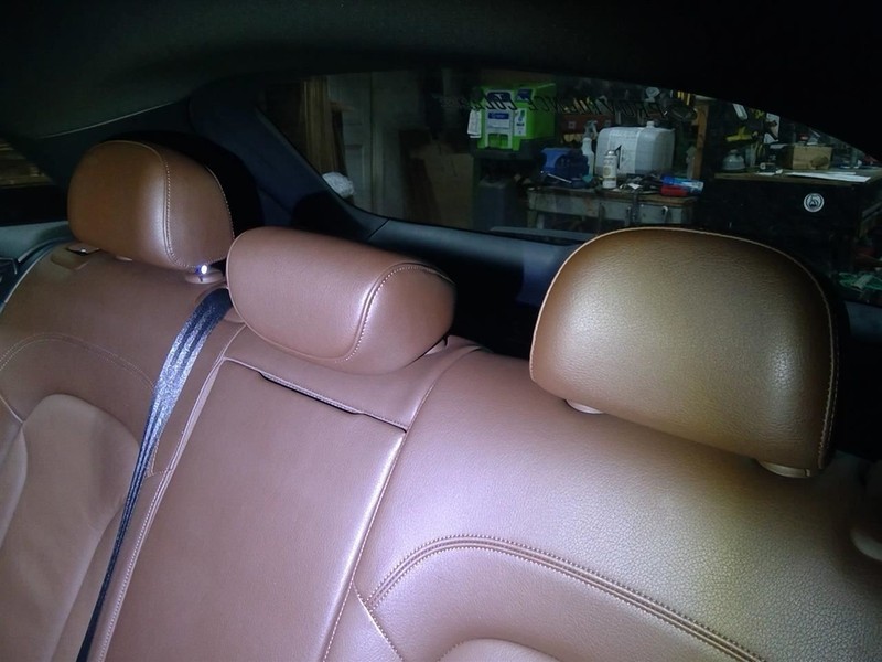 Q3 2015-2018 3 Rear Headrests Brown Leather 1755831