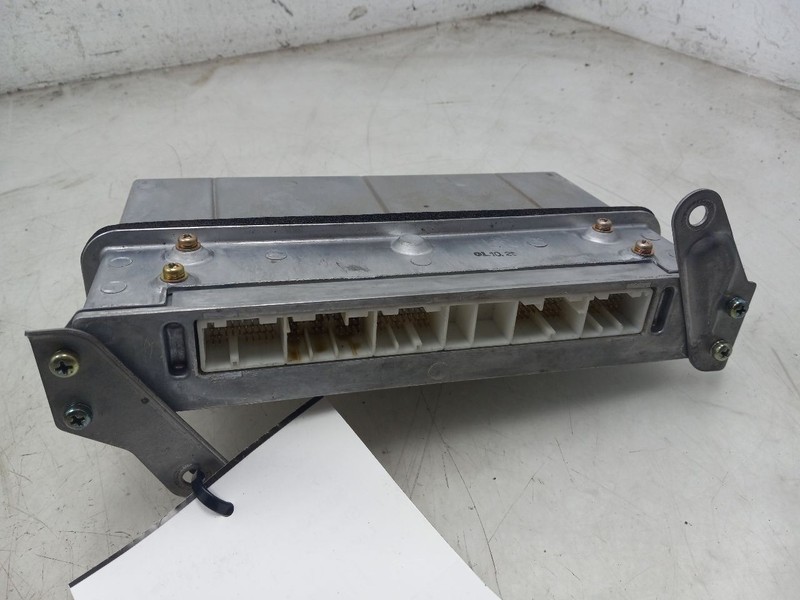 2002 LEXUS IS300 3.0L RWD AT ENGINE ELECTRONIC CONTROL MODUL ECM