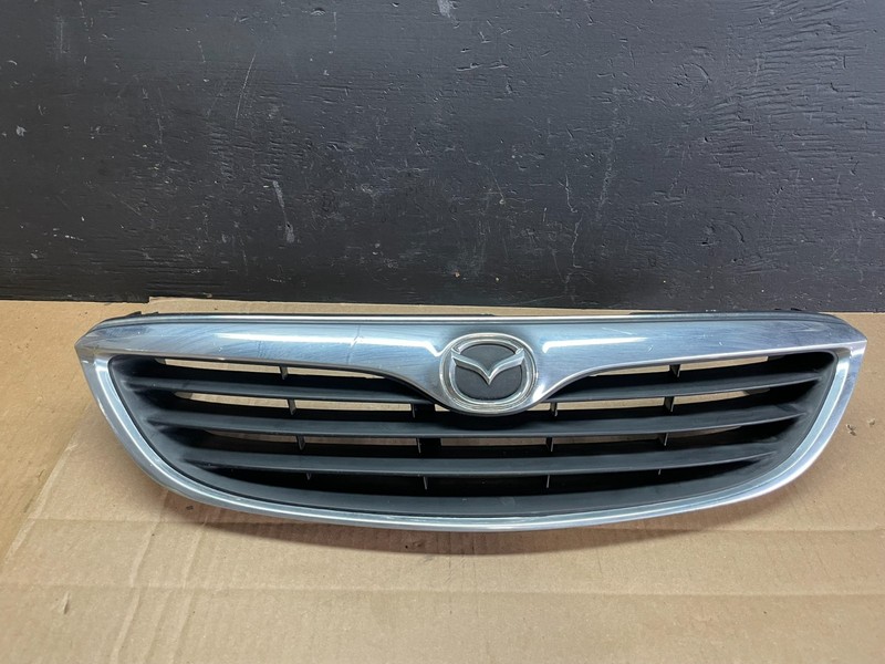 1999 Mazda 626 Front Upper Grill Grille Oem AB7601 DG