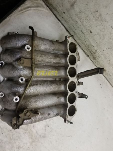 95-04 TOYOTA TACOMA SR5 3.4L 6CYL -5VZFE INTERMEDIATE INTAKE MANIFOLD ASSEMBLY