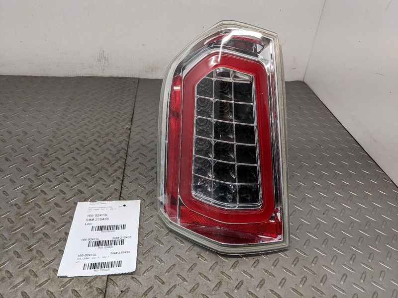 Driver Left Tail Light Base Fits 11-12 300 1155920