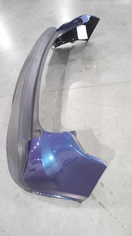2017 Honda HR-V OEM Blue Bumper Assembly 61000 Miles Genuine Parts
