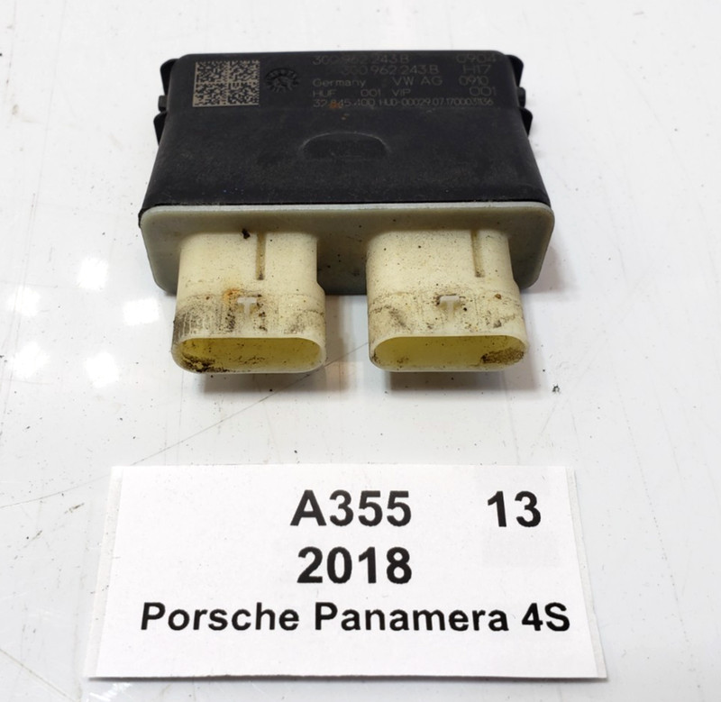 ✅ 2017-2023 OEM Porsche Panamera 4S 971 Rear Trunk Opening Control Module