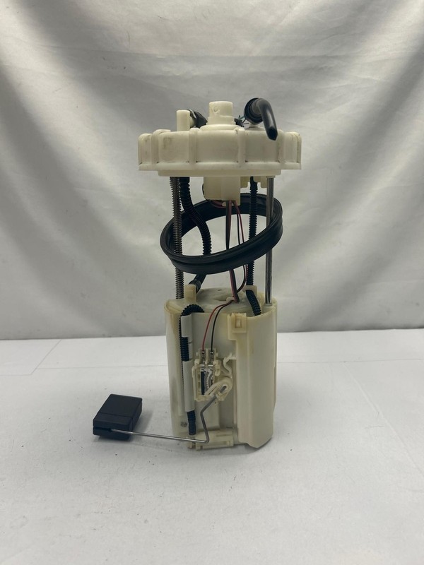 2001 2002 2003 2004 Toyota Sequoia fuel pump assembly