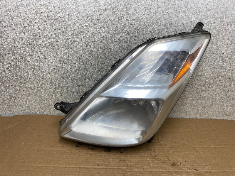 2004 - 2005 Toyota Prius Left Driver Lh Halogen Headlight Z1564 PS