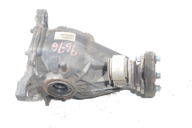 2012 - 2014 MERCEDES BENZ C300 4Matic W204 Carrier Differential Rear OEM