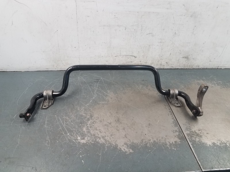 2016 Mercedes AMG C 63 S Front Sway Bar #4566 Y4