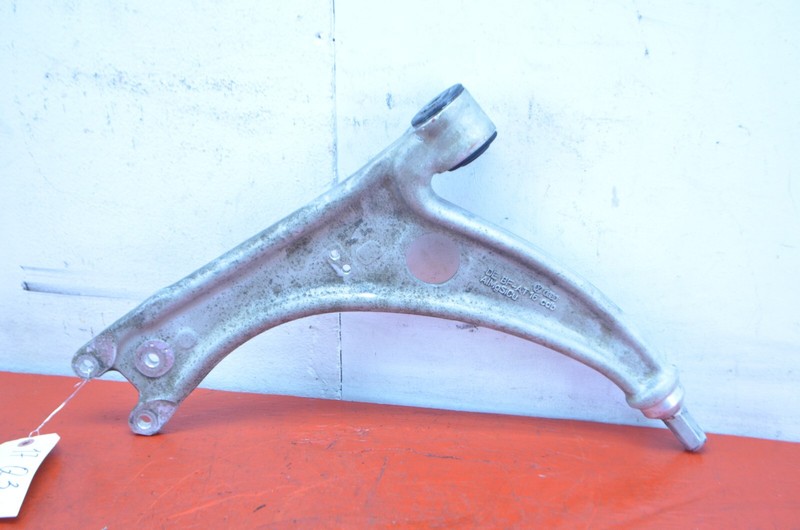 15-18 AUDI Q3 FWD FRONT RIGHT PASSENGER SIDE LOWER CONTROL ARM OEM