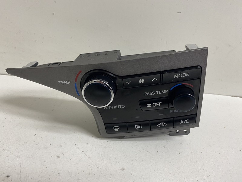 2013-2016 Toyota Venza Heater A/C Temperature Climate Control Switch Panel HVAC