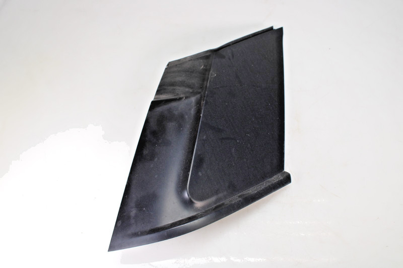 2014-19 RANGE ROVER EVOQUE REAR RIGHT D PILLAR APPLIQUE MOLDIN EJ32-29148-AB OEM