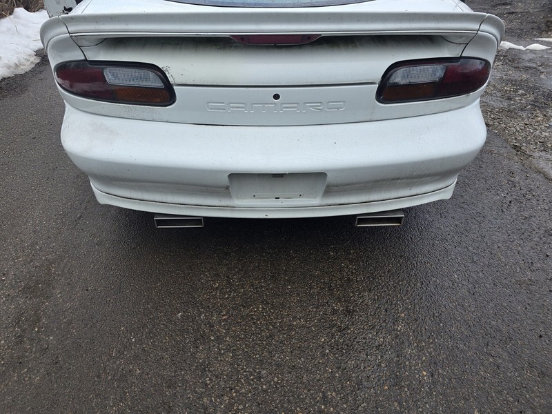 1993-2002 Chevrolet Camaro Y3F Ground Effect Rear Bumper Y3F Oem White 9567