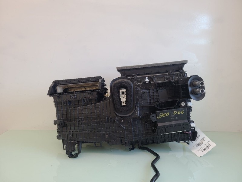 CAMRY 2021 AC Evaporator Housing 581860