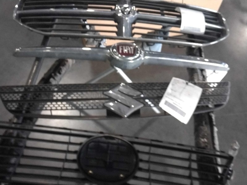 Used Front Grille fits: 2008 Suzuki Sx4 Htbk Front Grade A