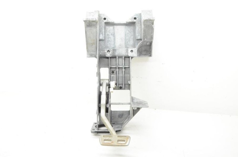 2005-2013 Chevy Corvette C6 Automatic Brake Pedal with Bracket 15211485