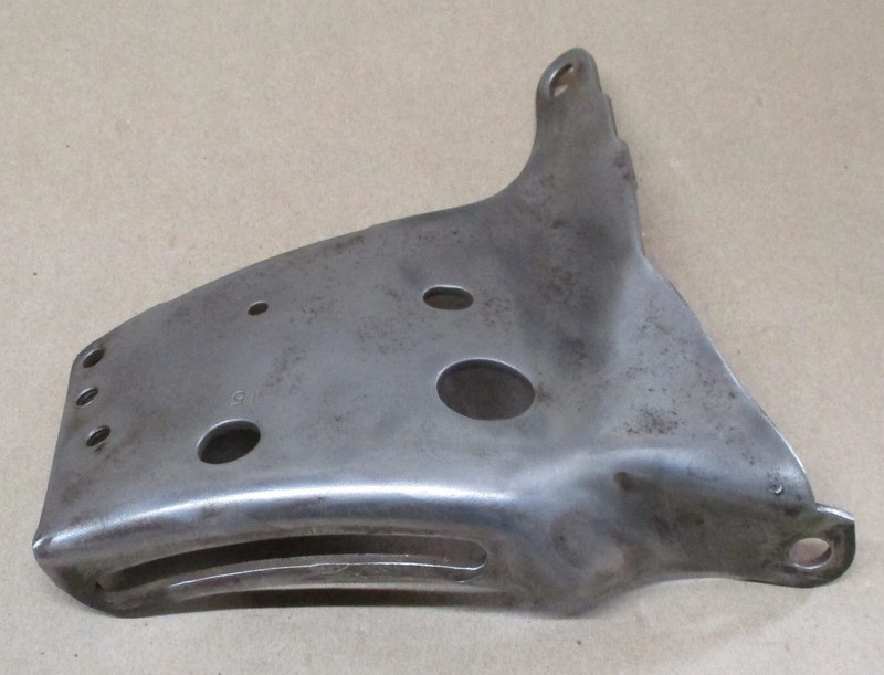 1970'S OEM SMALL BLOCK CHEVY CAMARO CHEVELLE NOVA ALTERNATOR BRACKET
